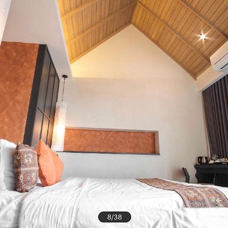 Tapae Gate Villa Chiang Mai Zewnętrze zdjęcie