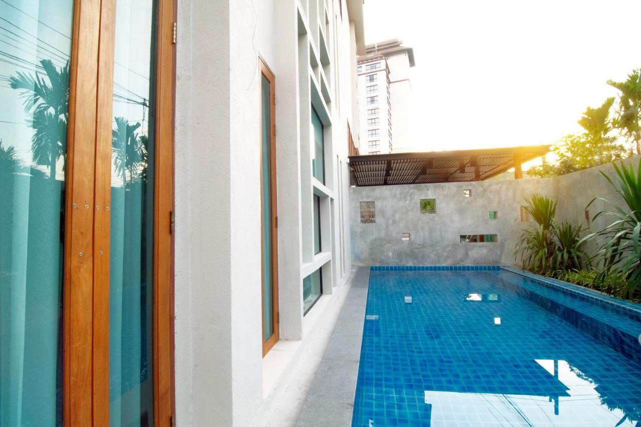 Tapae Gate Villa Chiang Mai Zewnętrze zdjęcie